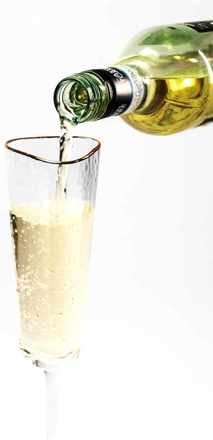 Bec's Designs Gold Rimmed Champagne Flutes – Set of 4, 6oz Handblown Triangular Hammered Glass – Elegant Stemware for Mimosas, Prosecco & Weddings