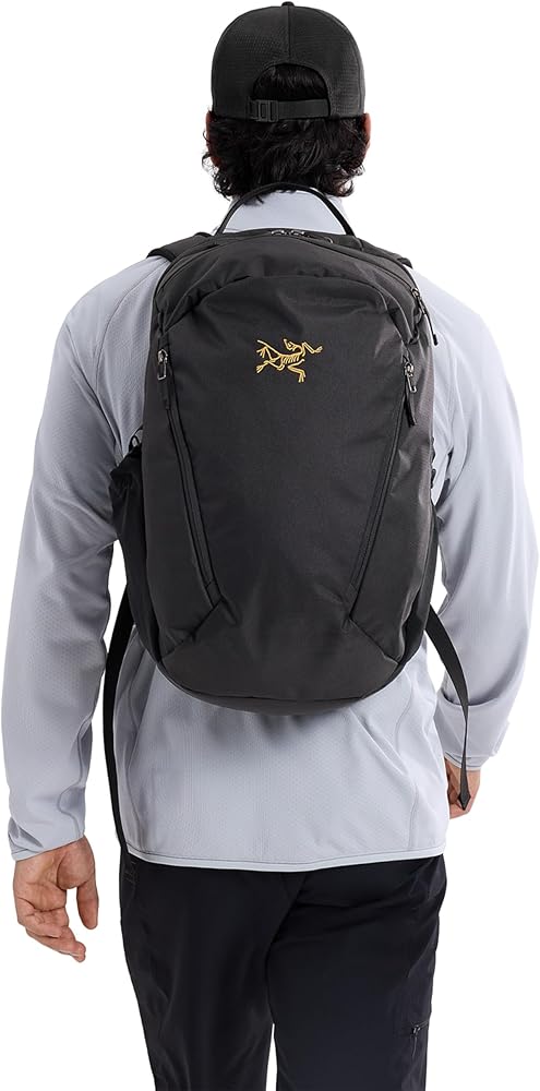 アークテリクス マンティス26 mantis26 内側ブラックの新モデル 正規品 Amazon | [アークテリクス] ARCTERYX マンティス26バック