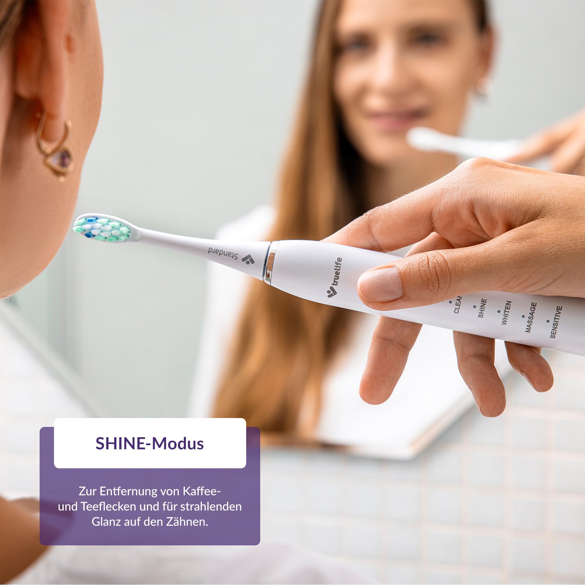 TrueLife Schallzahnbürste SonicBrush Clean30 Duo – Schallzahnbürste Set mit 5 Modi, 30 Tage Akku, USB-C, Timer, IPX7 wasserdicht, 2 Zahnbürsten inkl. Aufsteckbürsten & Reiseetui (Schwarz und Weiß)