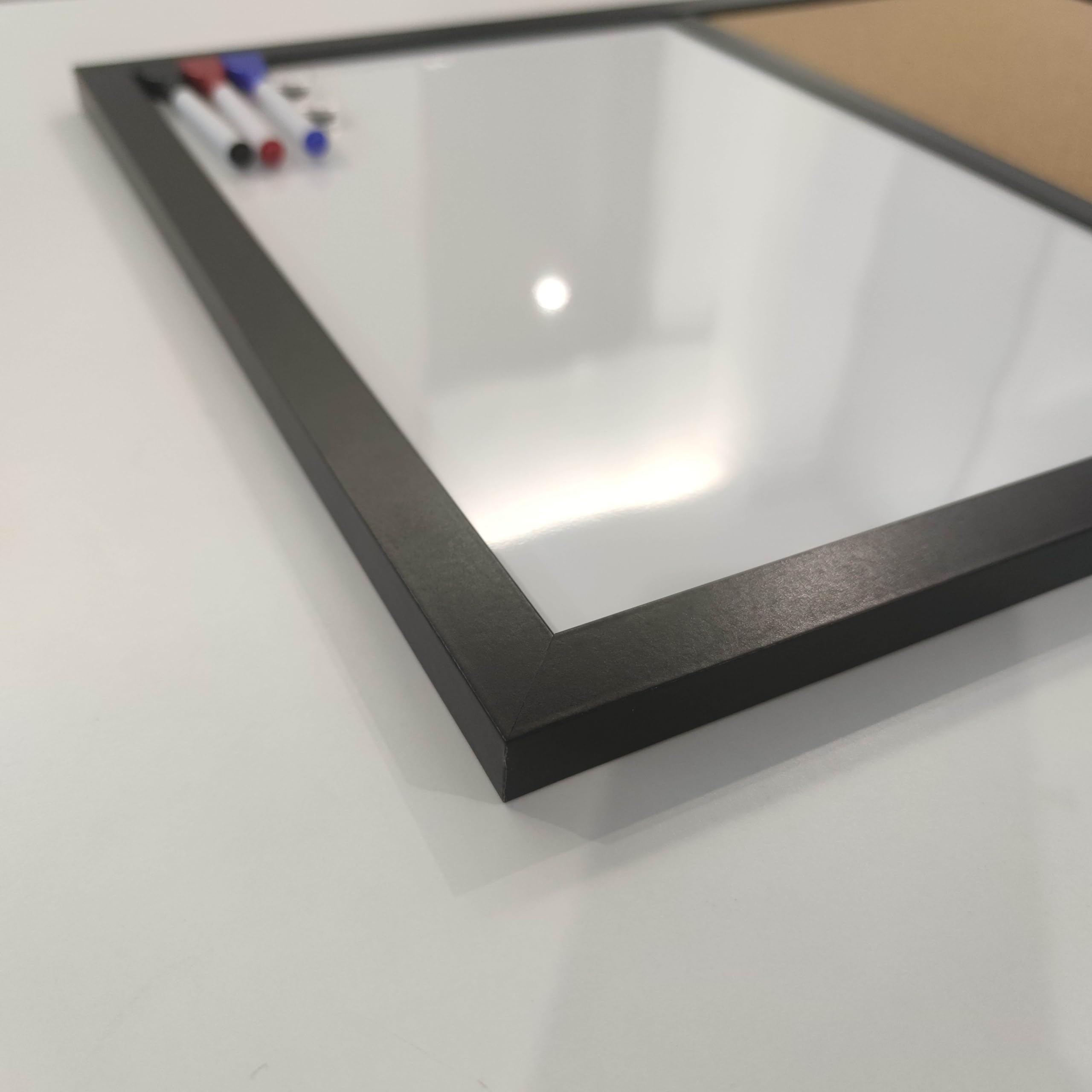 Pizarra combinada magnética de borrado en seco y tablero de corcho, tablero combinado de 24 x 18 pulgadas, marco negro