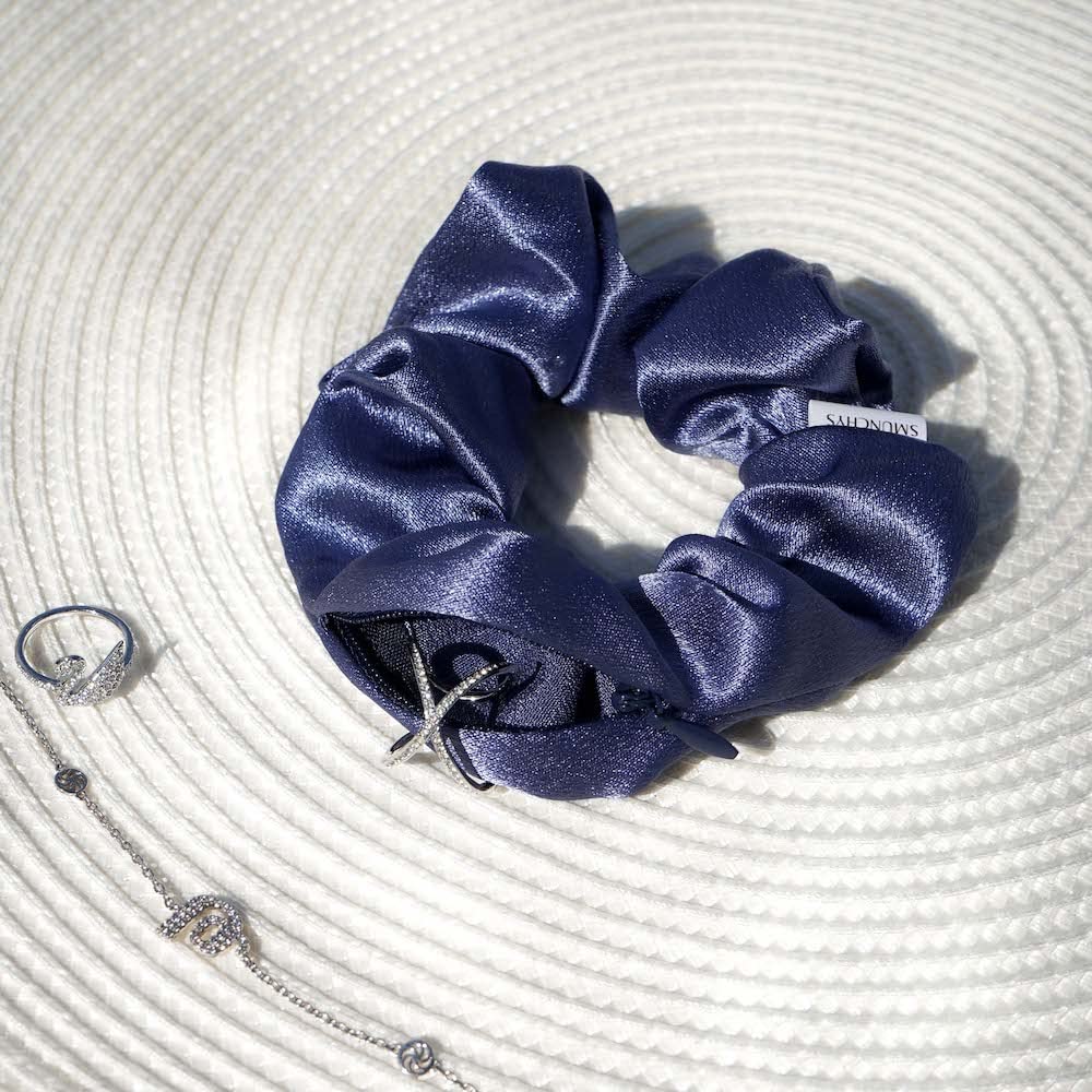 Amazon.com : Smunchys Satin Scrunchie with Hidden Zipper  display picture 2