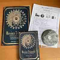 Amazon.co.jp: 西田圭司の『Mevius Triangle』 : ファッション