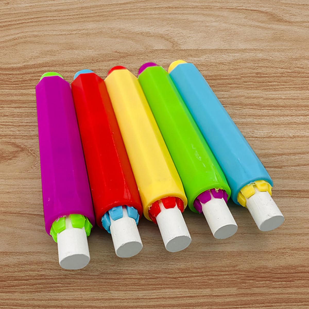 Zerodeko Lot de 25 Porte-craies Réglables en Plastique Pp Colorés, Clip de Protection pour Craies, Accessoires Scolaires Pratiques pour École, Bureau et Maison, Gardien de Plusieurs styles