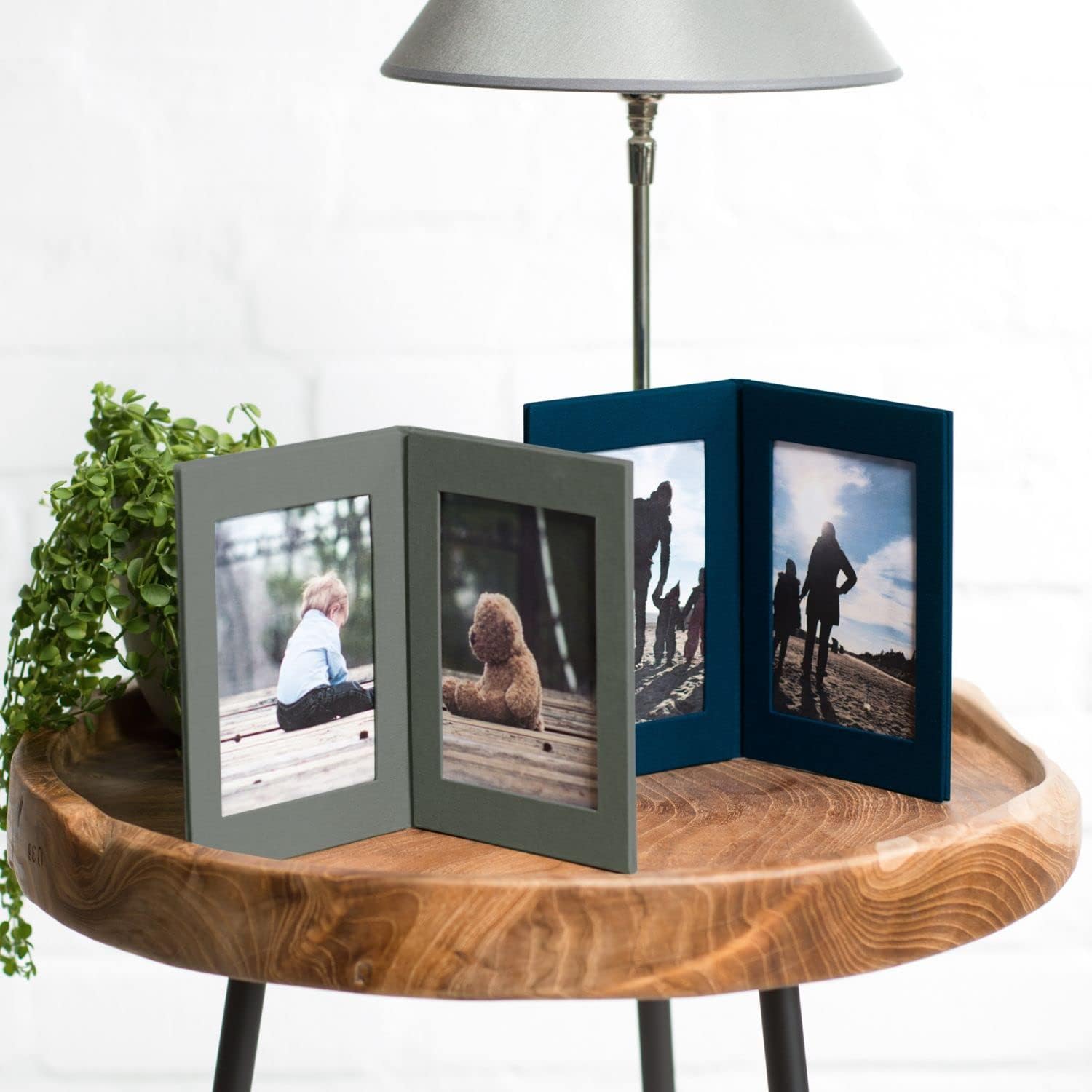 Semikolon - Doppio Photo Frame - Tabletop Linen Cover Frame for Photos, red