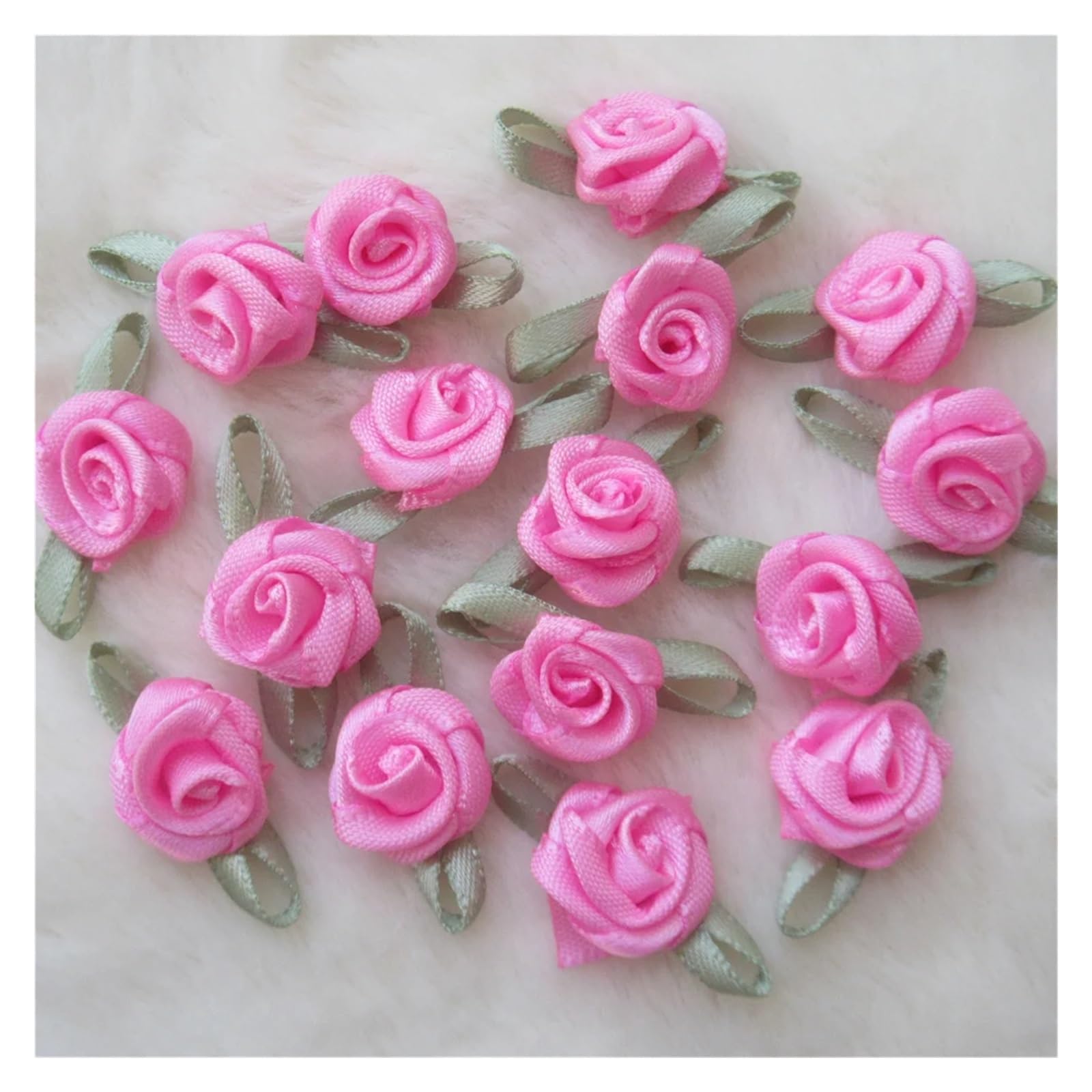 500 sztuk Sztuczny Jedwab Mini Róże Kwiatowe Głowy Zrób Satynową Wstążkę Ręcznie Robione Rzemiosło Scrapbooking Do Dekoracji Ślubnych Akcesoria(White)
