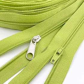 Zíperes a granel de 9,5 metros com zíper #3 de bobina de nylon por jarda com 15 peças de fechos de zíper e 10 puxadores prateados para bolsas de artesanato de costura (#3 verde fresco)