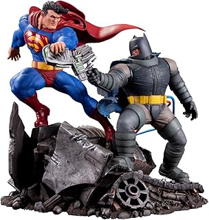 DC Collectibles The Dark Knight Returns: Superman vs. Batman Statue