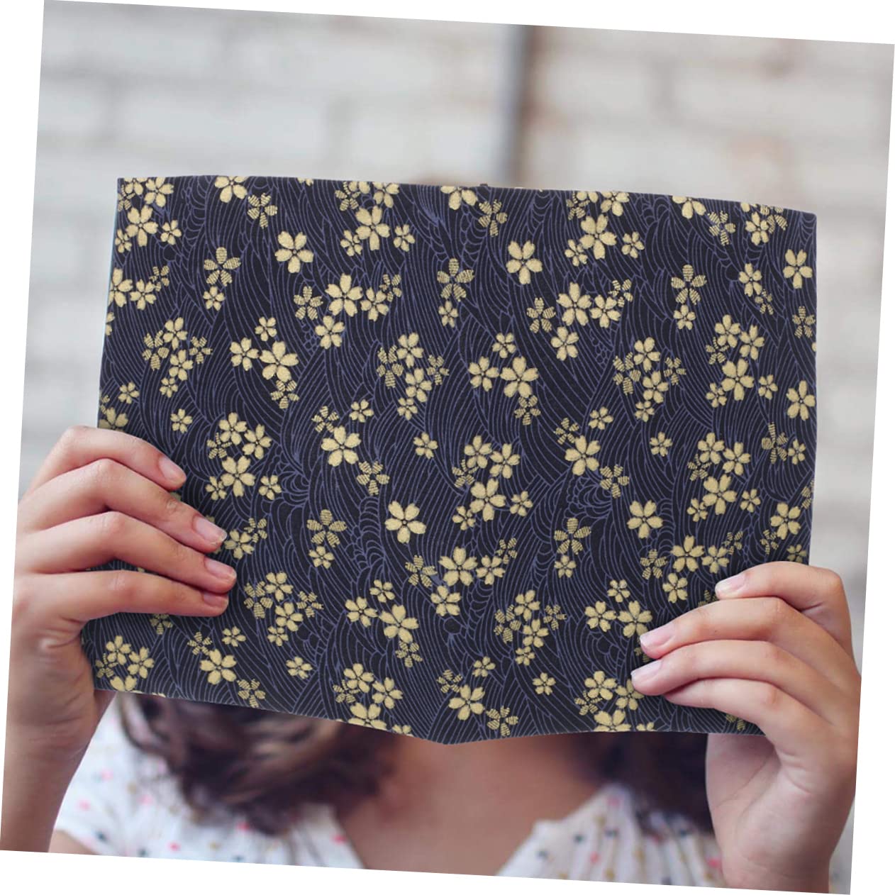 STOBOK 5pezzi Copertura Per Libri Premium Protettore Creativo Per Libri Scolastici e Diari Design Elegante e Fiori Di Ciliegio Perfetta Per Uso Quotidiano e Scuola