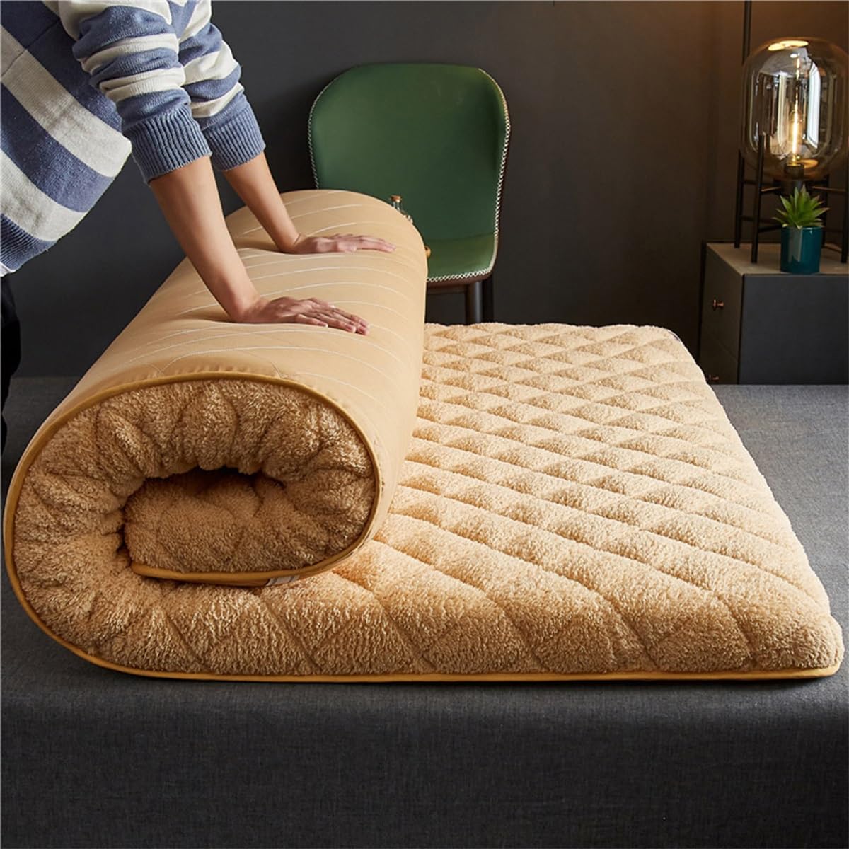 Futon portatile giapponese da pavimento, pieghevole, arrotolabile, per campeggio e ospiti