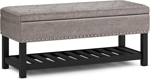 SIMPLIHOME Lomond - Banco otomano rectangular tradicional de almacenamiento de 44 pulgadas de ancho en piel sintética vegana gris topo envejecida,