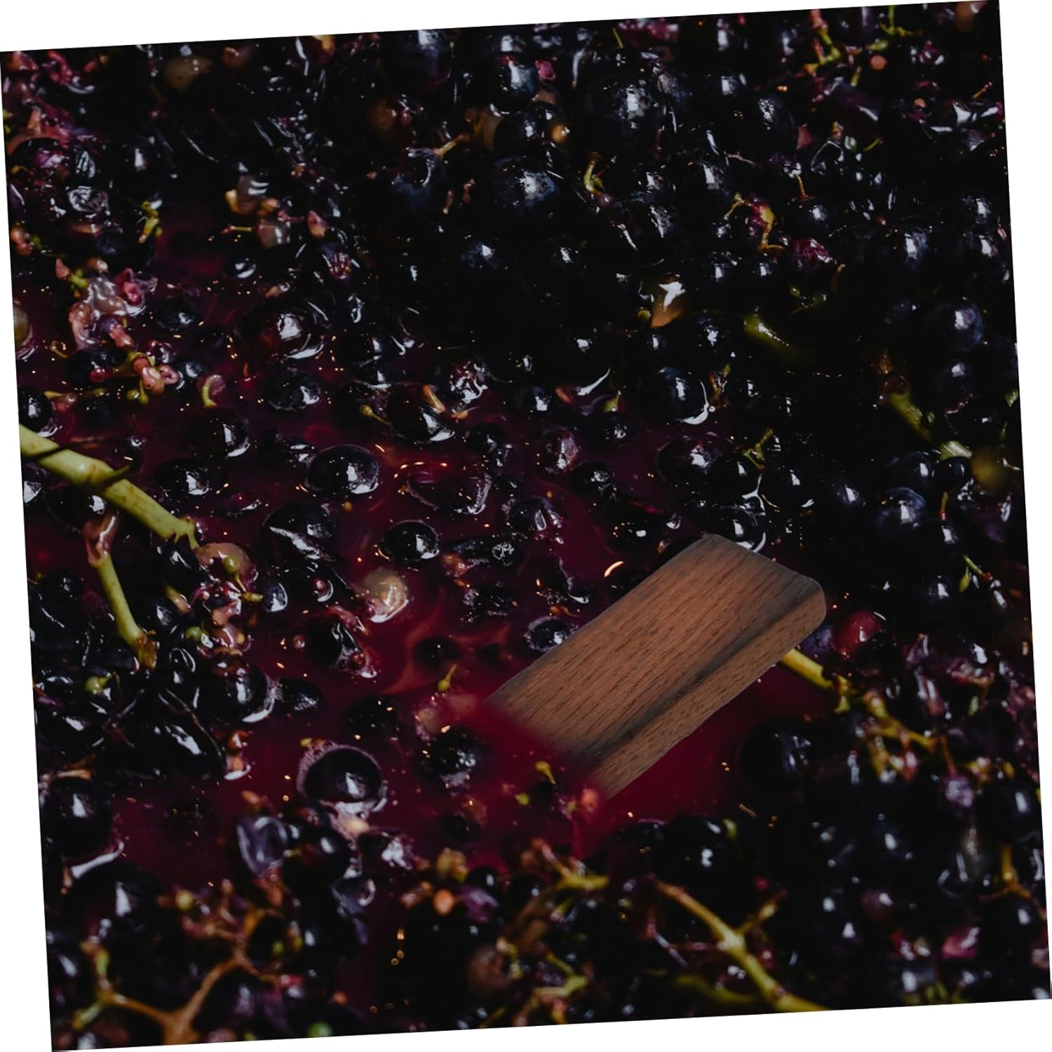 LIFKOME 1bag French Oak Chips for Wine Making for Aging Whiskey and Home Brewing Convenient and Versatile for Winemaking