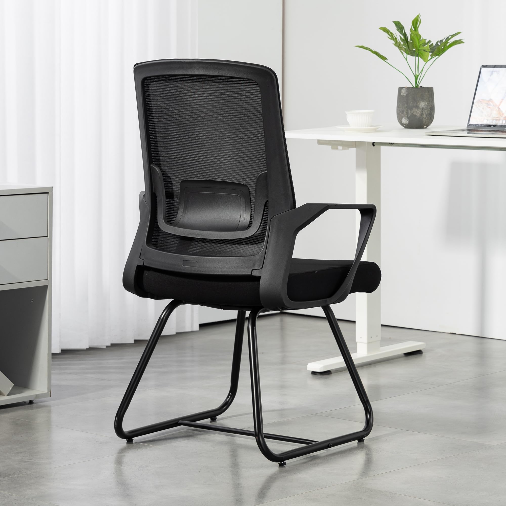 HOMCOM Chaise de Bureau sans roulettes, Chaise Ergonomique avec accoudoirs pour Salle d'attente et de conférence, Chaise pour invités et visiteurs, Noire