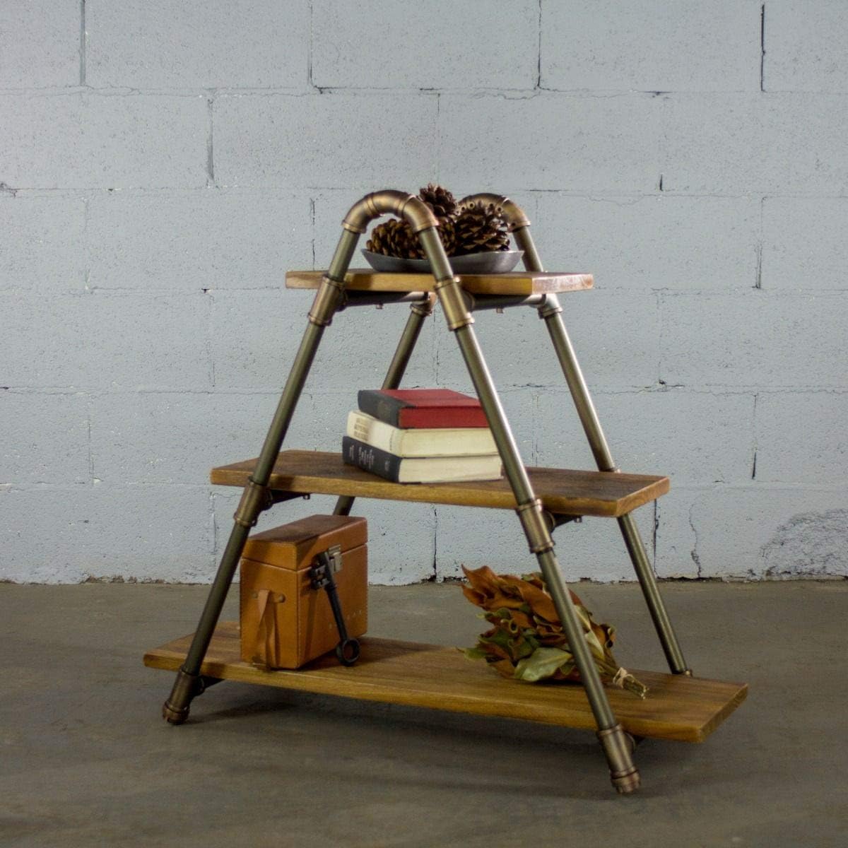 FURNITURE PIPELINE Charleston Industrial Chic 32-Inch Decorative Storage 3-Shelf Metal Pipe Sustainable Solid Wood Bookcase Bookshelf Book Holder End Table Night Stand (Light Brown Stained Wood)