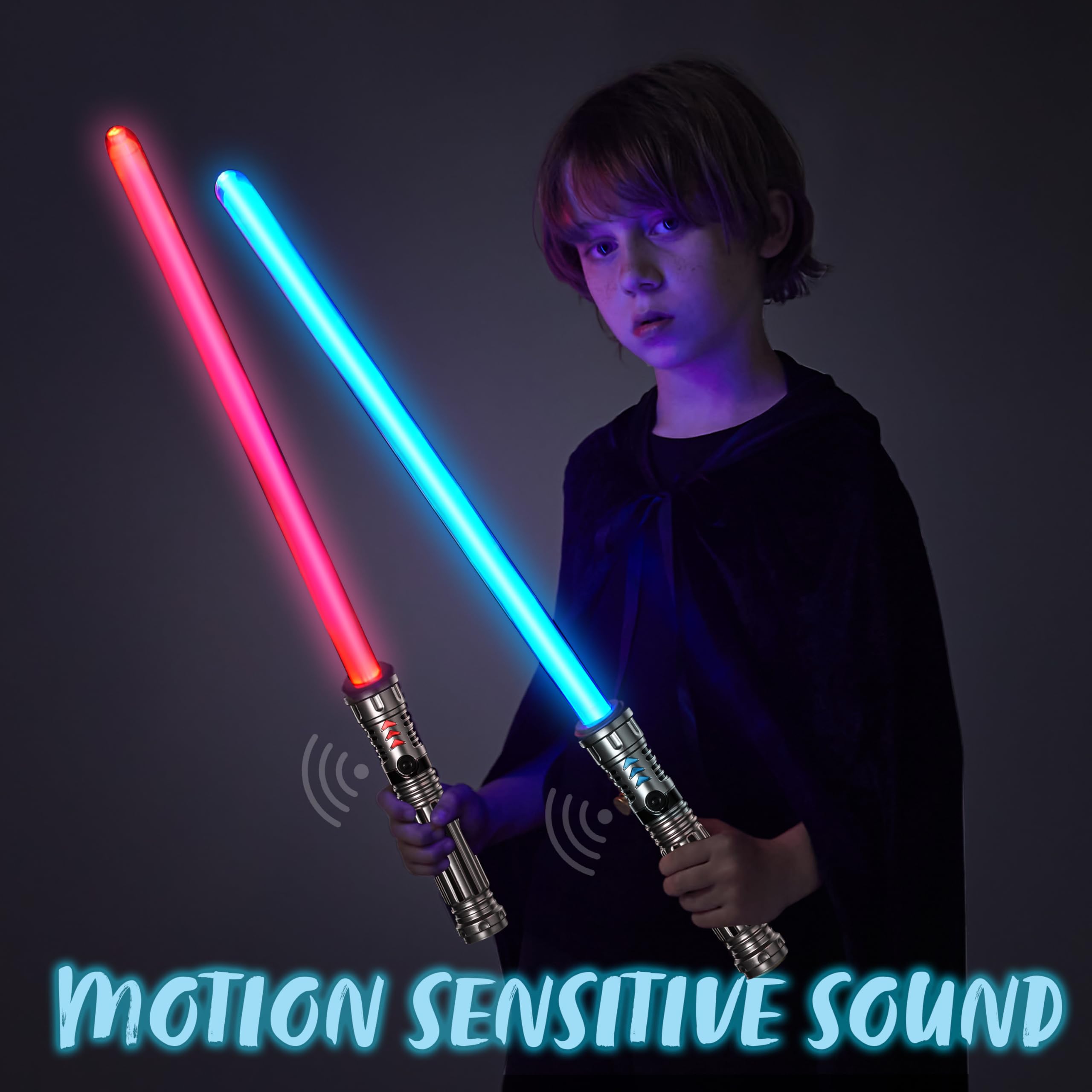 Paquete de 2 espadas iluminadas de 7 colores para niños, juego de espadas LED extensibles dobles con sonido FX (sensible al movimiento) y mango plateado para luchadores y guerreros, regalo de 6