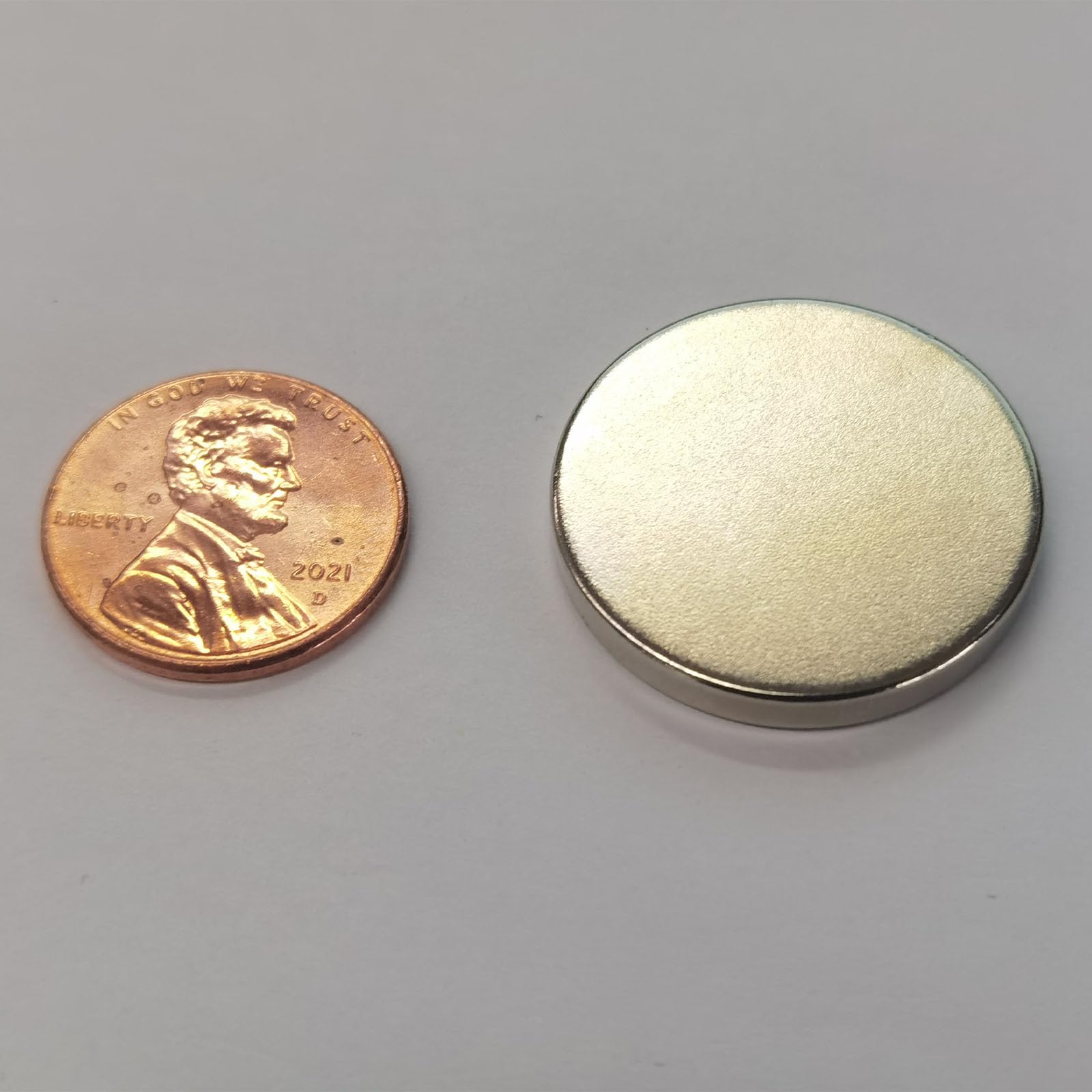 Strong Neodymium Disc Magnet N52-1.00 D x 18 H - 10 Pack Most Powerful Rare Earth Magnets Round Fridge Magnets Refrigerator Magnet for Whiteboard Locker DIY Building Scientific product thumbnail 3