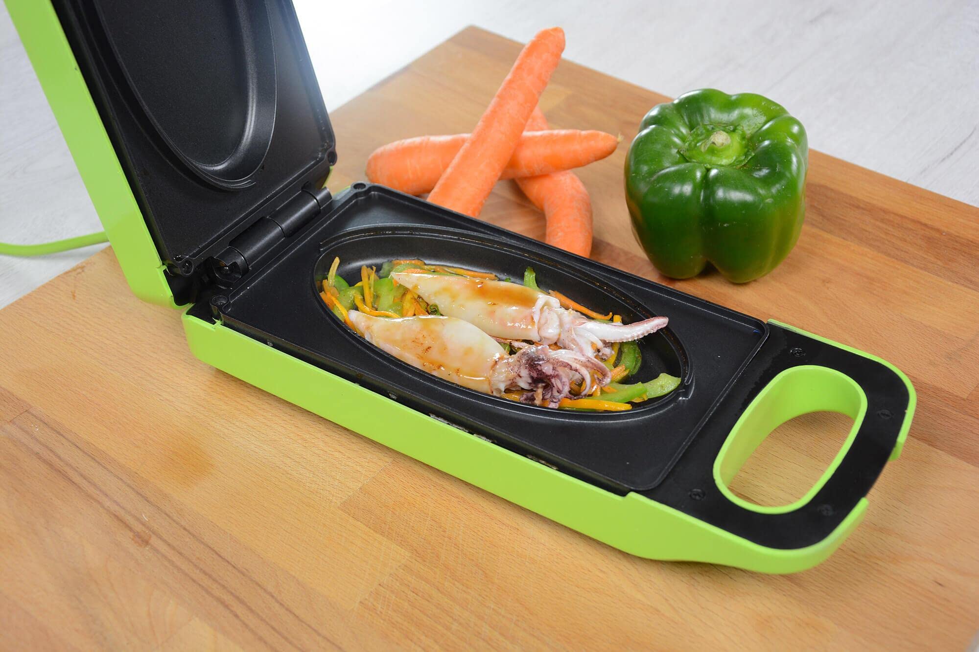 BEST DIRECT STARLYF Express Cooker wielofunkcyjny grill elektryczny, piekarnik, elektryczna frytkownica, gotowanie z obu stron, nieprzywierająca, z funkcją odwracania, 800 W, czerwony, zielony