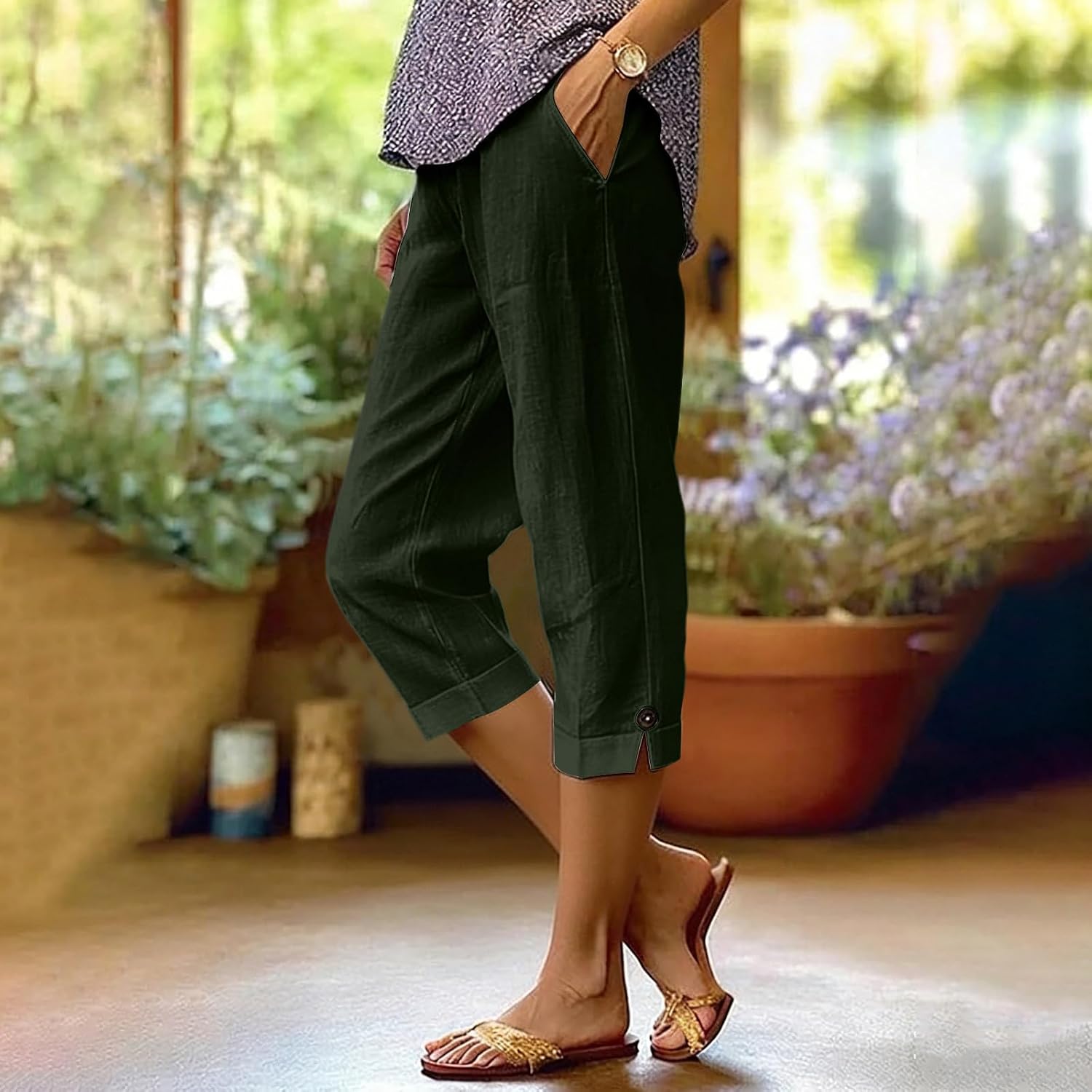 Straight Leg Capri Pants Womens Casual Summer Cotton Stretch Waist Pant Loose Comfy Beach Capris Slacks with Pockets