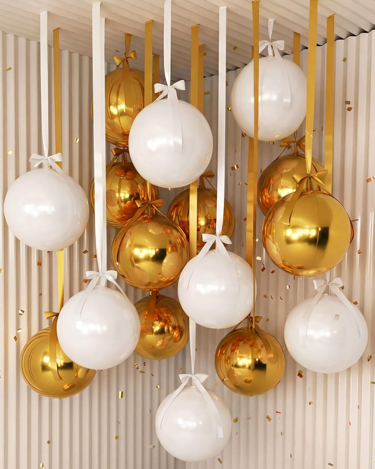 Jenaai 30 Set Round Foil Balloons Bulk 22 Inch 4d Metallic Giant Balloons Set with Satin Bows Ribbon for Ceiling Holiday Ornaments New Year Birthday Wedding Party Decoration(Champagne Gold)