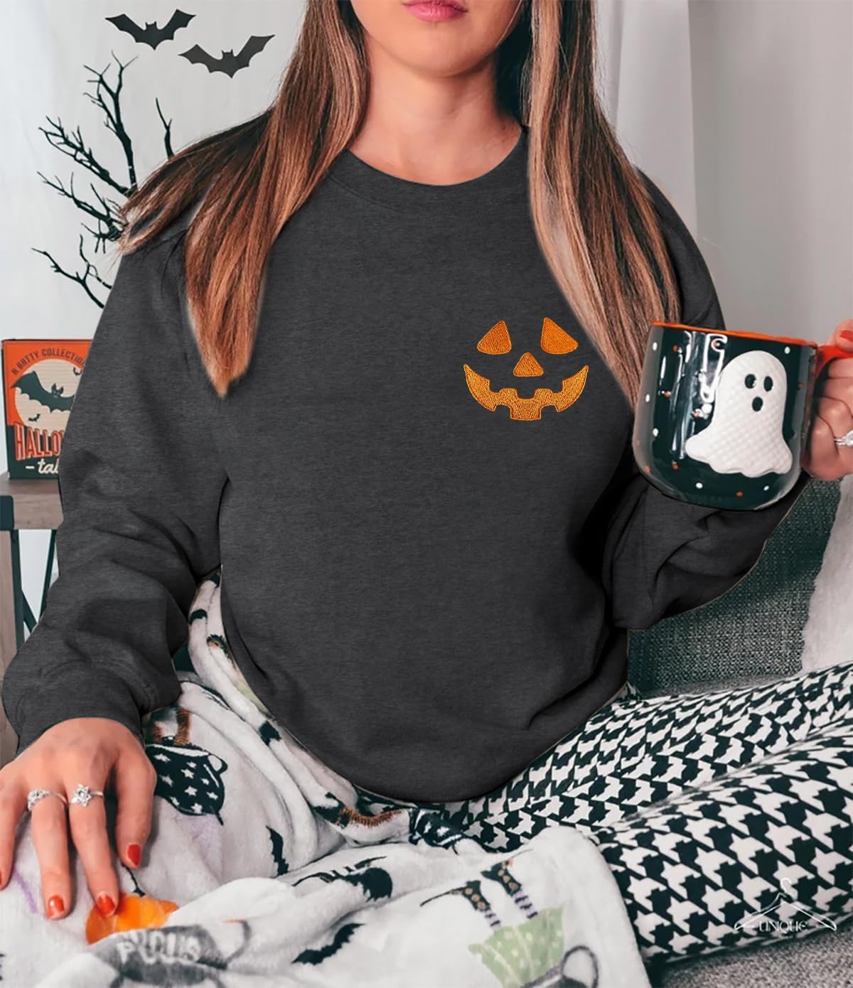Halloween Pumpkin Face Sweatshirt Women Spooky Fall Embroidered Crewneck Sweater Long Sleeve Halloween Pullover Top - Image 6