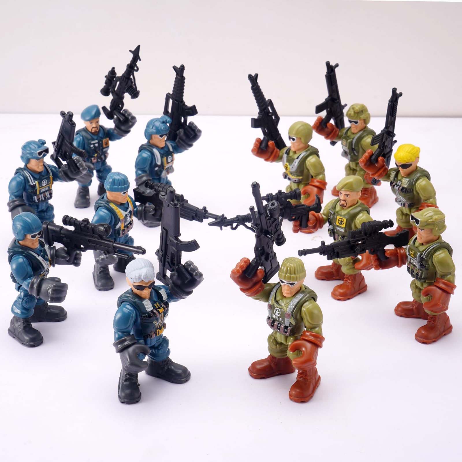 Amazon.co.jp: Sepco 特殊部隊 軍事アクションフィギュア 武器付き