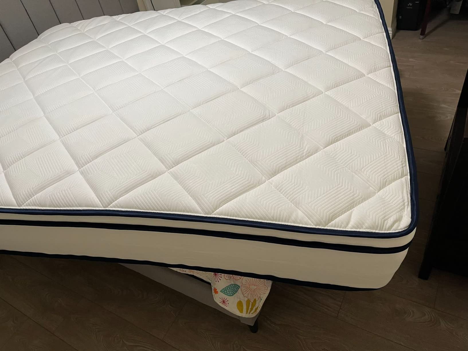 25/mo Finance Avenco King Hybrid Mattress, 10 Inch King Size