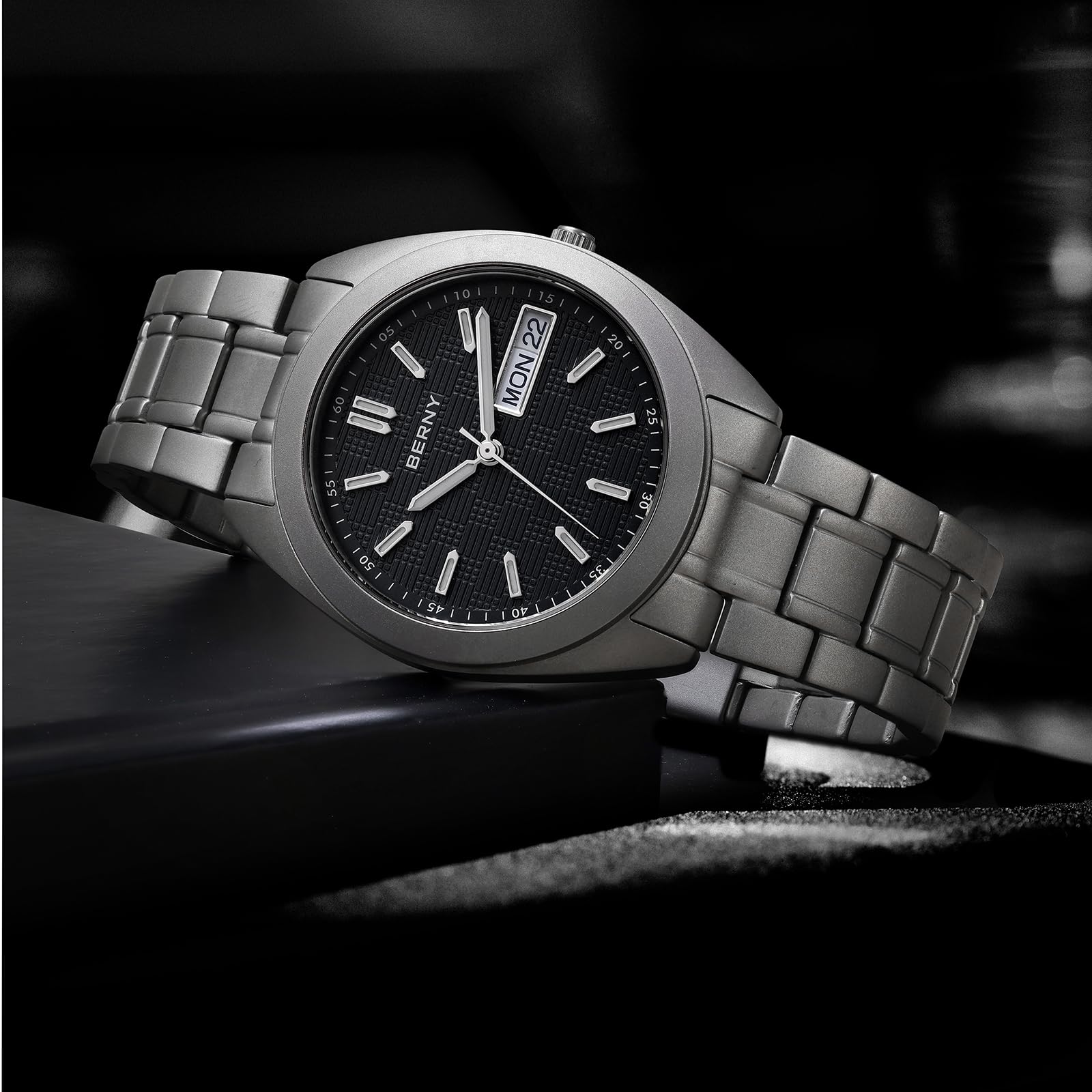 BERNY Reloj de Hombre Reloj de Titanio 10ATM Impermeable Relojes de Cuarzo Analógico Super Luminoso