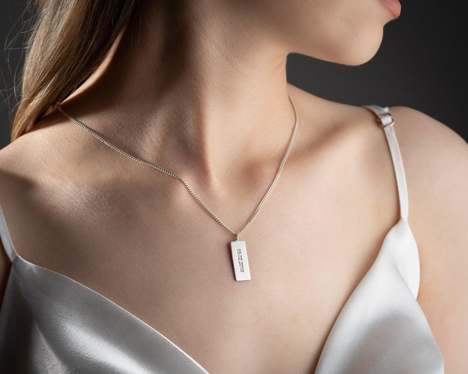 Personalizado barra collar, nombre plata grabado delicado fecha coordenada fecha de nacimiento oro