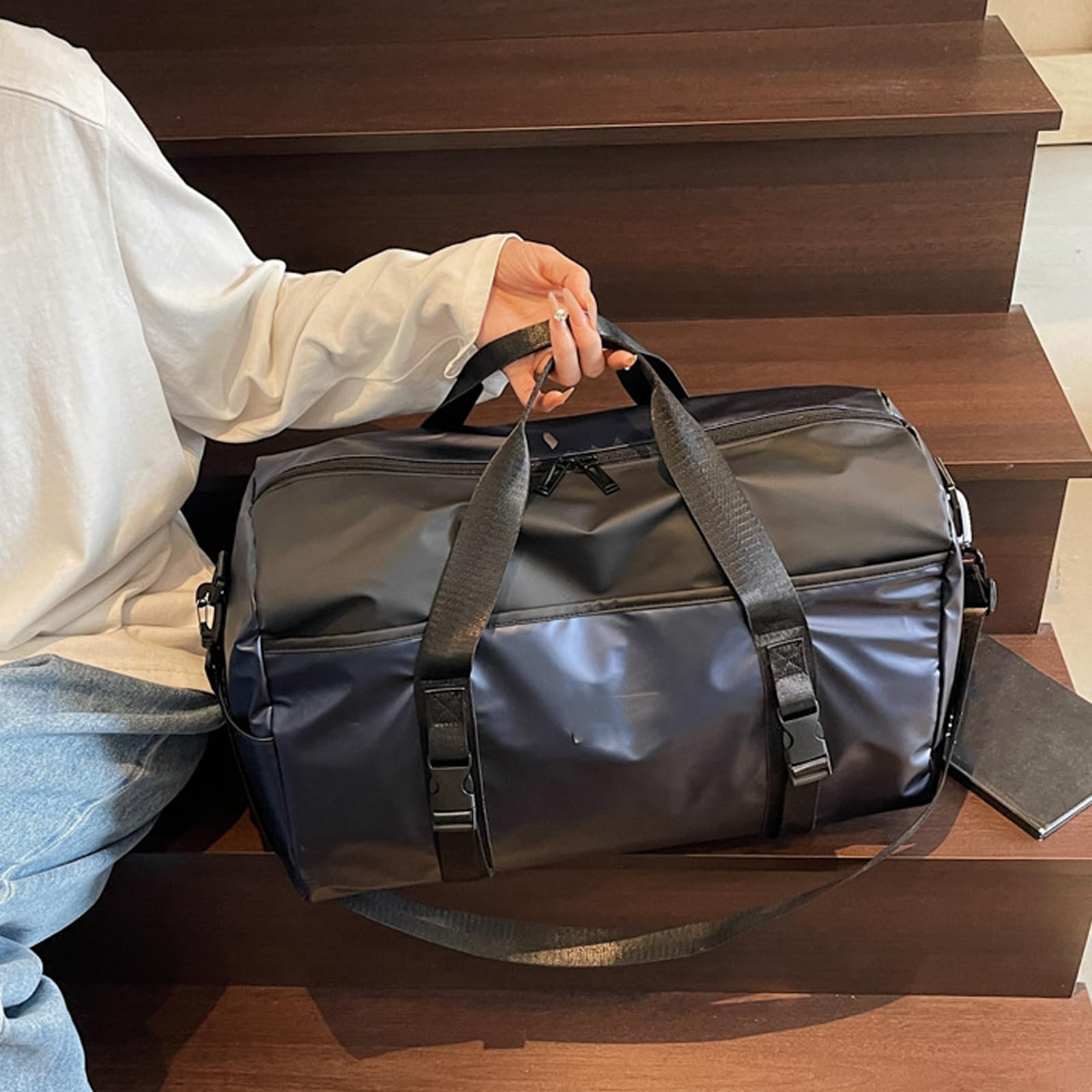 Multifunktionale Trainingstasche mit isoliertem Schuhbereich, praktische Oxford Konstruktion, bequemer Tragegurt, Sport Sporttasche mit Fächern