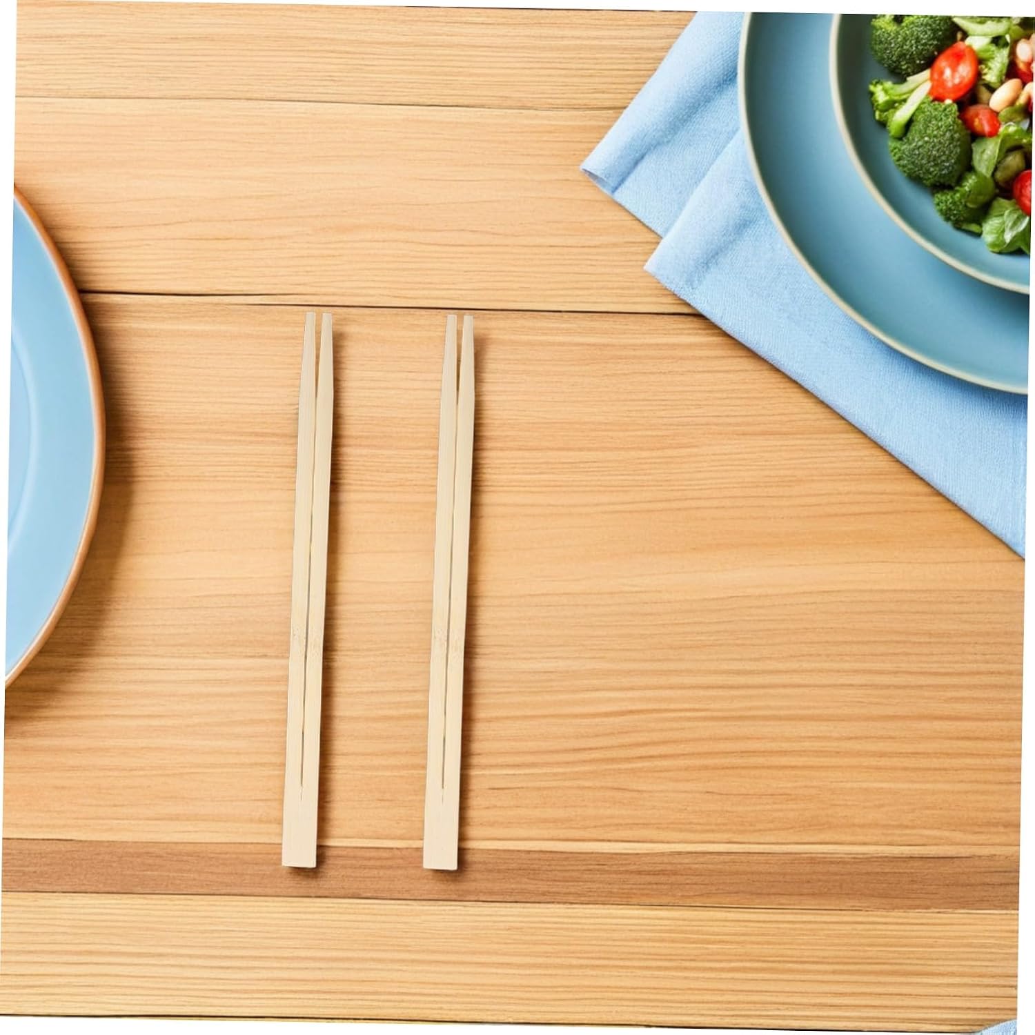 Disposable Chopsticks Individually Wrapped for Sushi and Asian Food, Hygienic and Convenient for Takeout, 300 Pairs, Eco-friendly and Lightweight Tableware