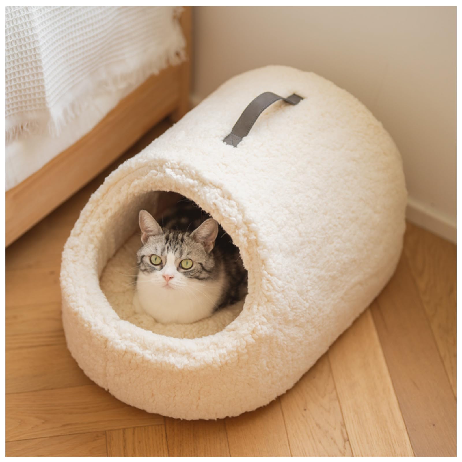 Urnat Cat Sherpa Cradle Cave, Plush Snuggle Winter Portable Warm Nest with Handle, Foldable Travel-Friendly Bed for Car and Home (Snow)