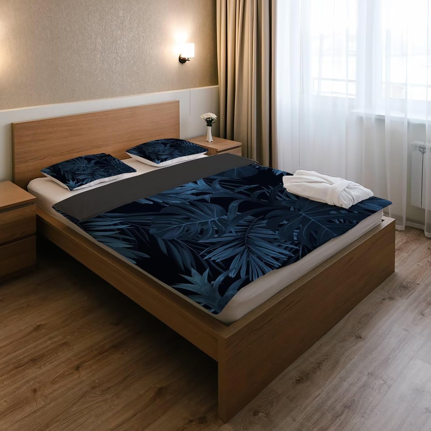 Blue Palm Leaves Printed Duvet Cover Set, Ultra Soft Tropical Style Comforter Cover Set of 3 with 2 Pillowcase - Size King