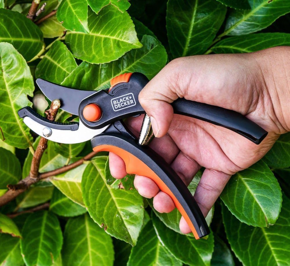 Black+Decker Nożyce ogrodowe – wydajność cięcia 14 Ø – ostrze ze stali hartowanej – uchwyt z miękkim uchwytem – 20 x 6 x 1,6 cm – nożyce do kwiatów – nożyce ogrodowe – nożyce do żywopłotu