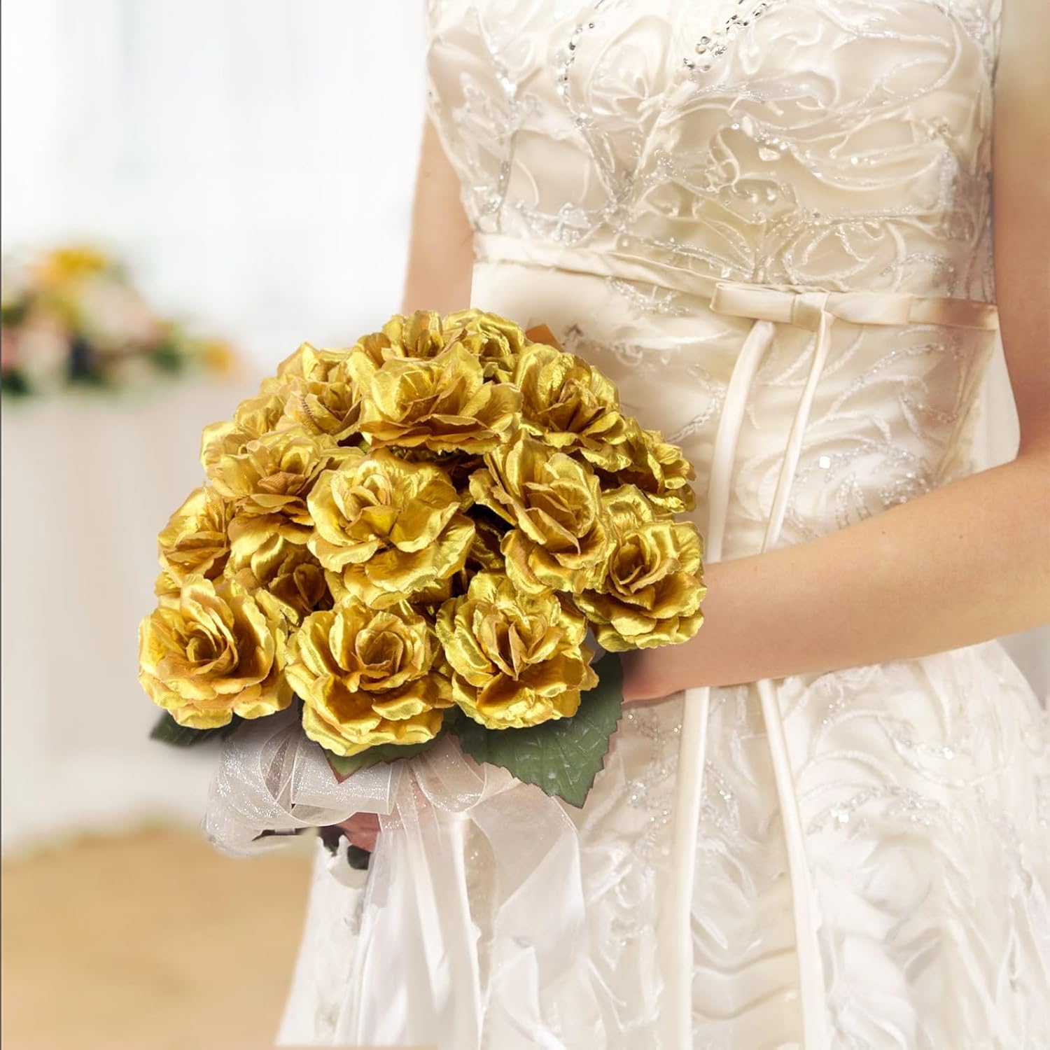 Youeon 100 Pcs 3.5 Inch Gold Artificial Rose Heads with Stems, Silk Rose Faux Flower Heads Bulk for DIY Wedding Bouquets, Party Table Centerpieces, Home Decor, Craft Floral Arrangements