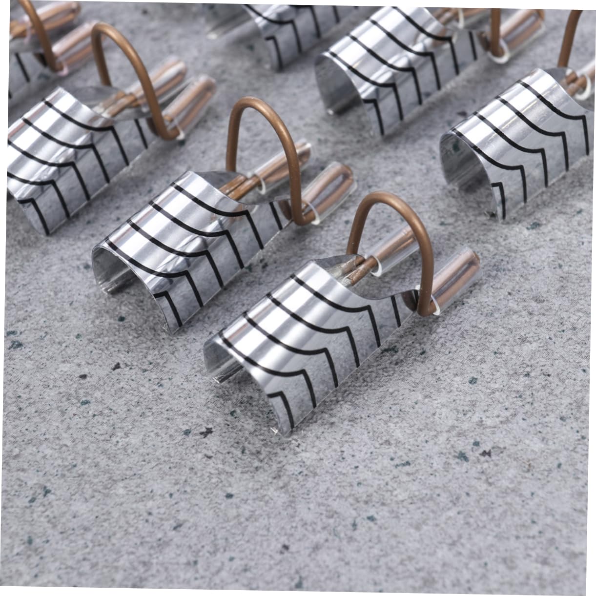 Healvian 45pezzi Forme Per Unghie Alluminio Riproponibili e Pratiche Per Estensione Unghie Strumento Per Nail Art Per Manicure Argento