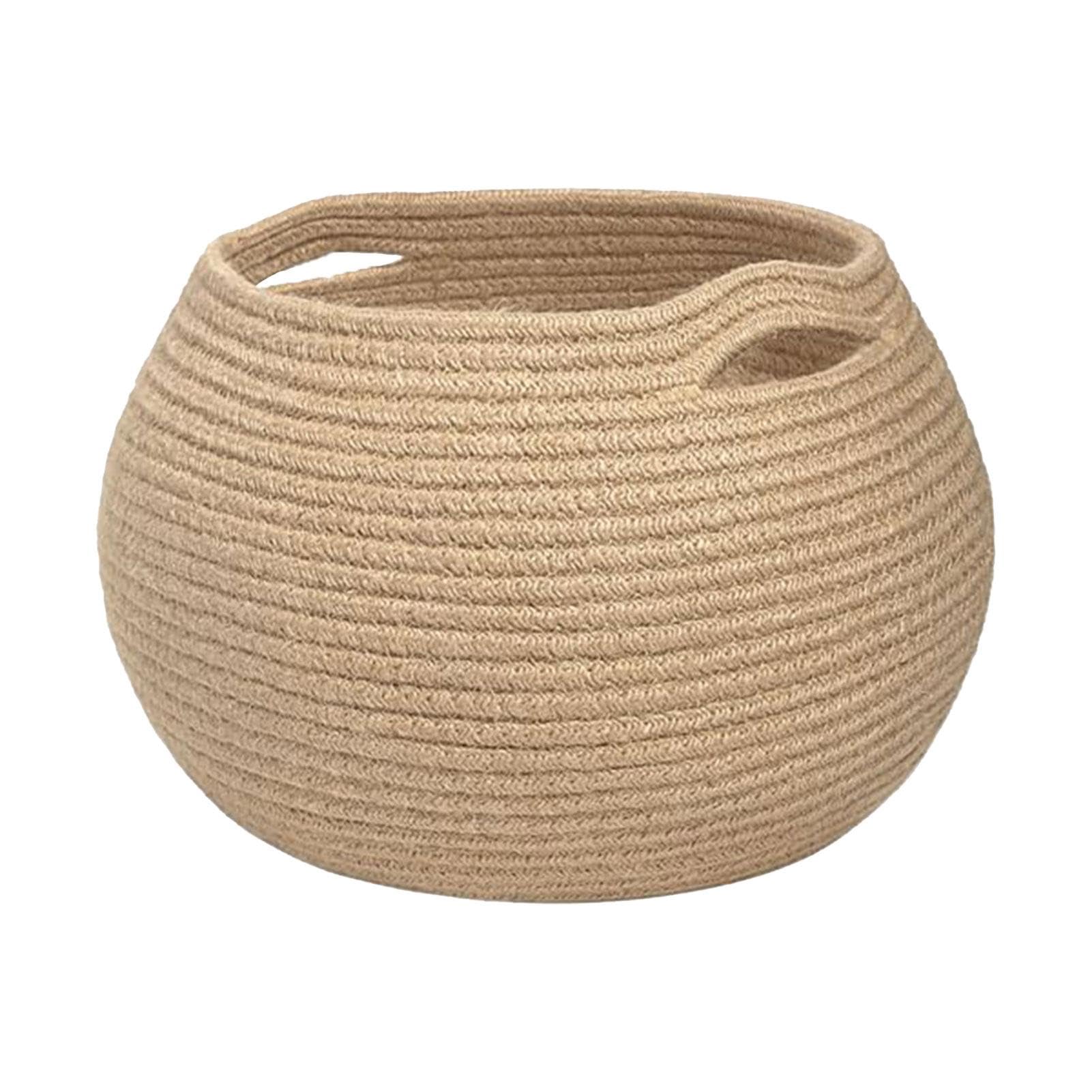 Panier de rangement de jouets en coton pour retrouver un salon ordonné et épuré