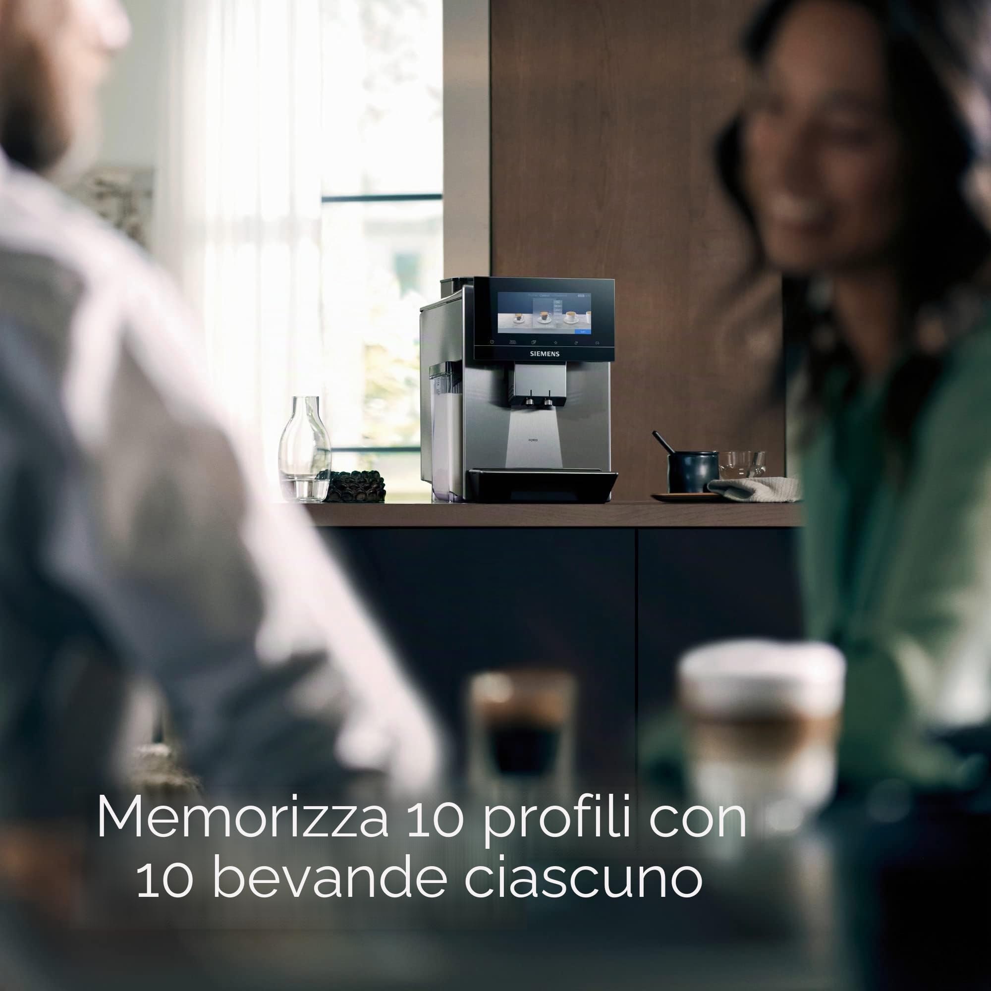 Siemens Macchina da caffè EQ900 TQ907D03, controllo app, display full touch, modalità barista, riduzione del rumore, fino a 10 profili, pulizia automatica del vapore, 2 contenitori per fagioli, 1500