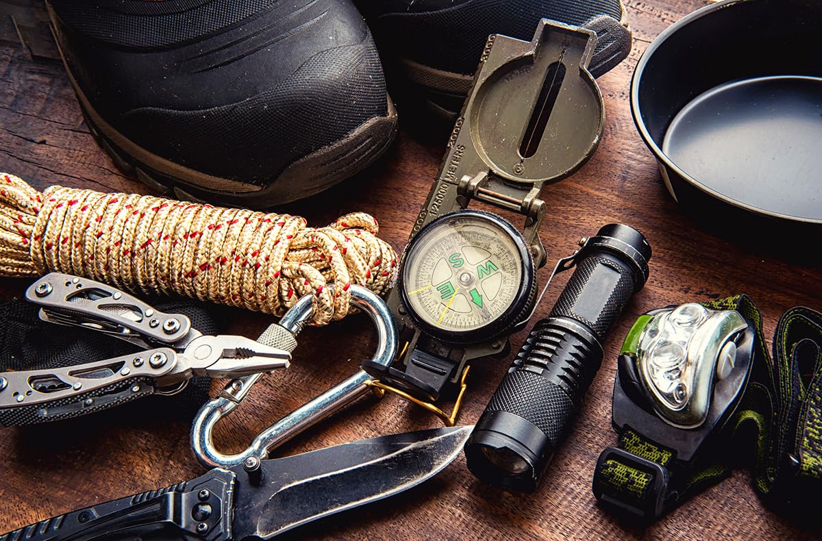 JOCHEN SCHWEIZER Geschenkgutschein: Outdoor Survival Camp (2 Tage)