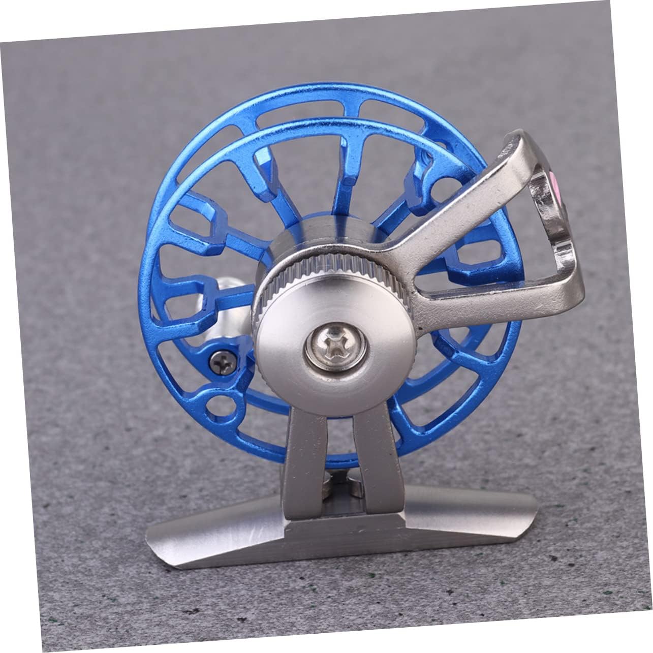 Fly Reel for Outdoor Fishing Lightweight Metal Fishing Wheel High Strength and Durability for Anglers Right-Handed