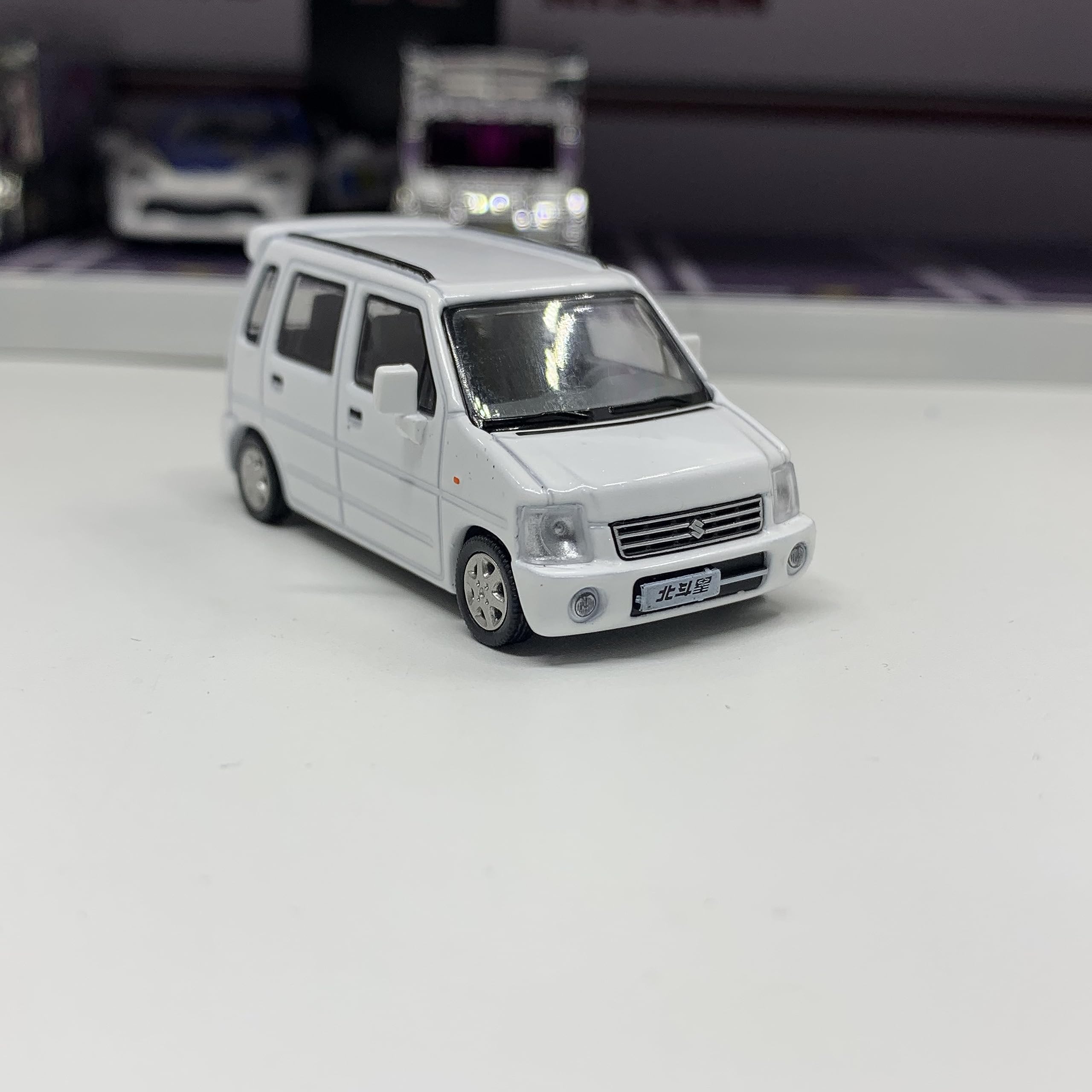 Amazon.co.jp: Takui Mini Car 1/64 Suzuki Wagon R (White) : Hobbies