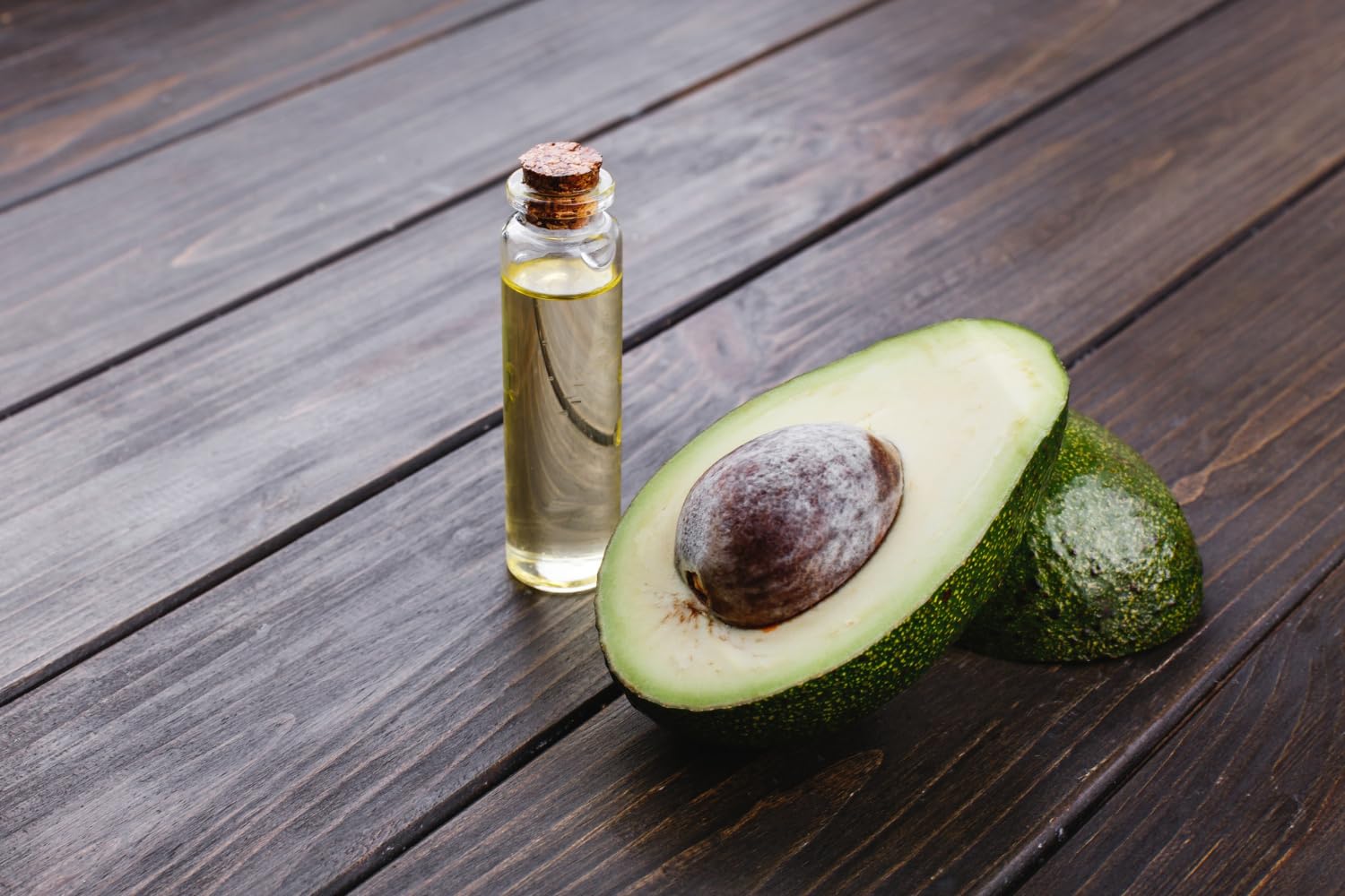 Aceite de Aguacate 100% Puro 1 L | Prensado en Frío, Alto Punto de Humo | Perfecto para Freír, Cocinar, Asar, Ensaladas, Dieta Keto, Repostería y Cocina Saludable
