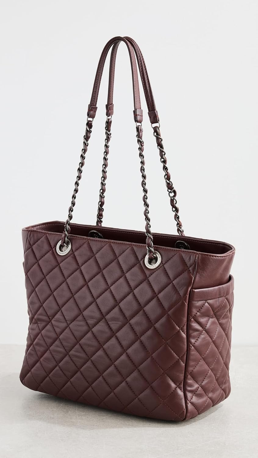 Chanel Women's Pre-Loved Chain Quilted Lambskin Tote Bag - Image 4