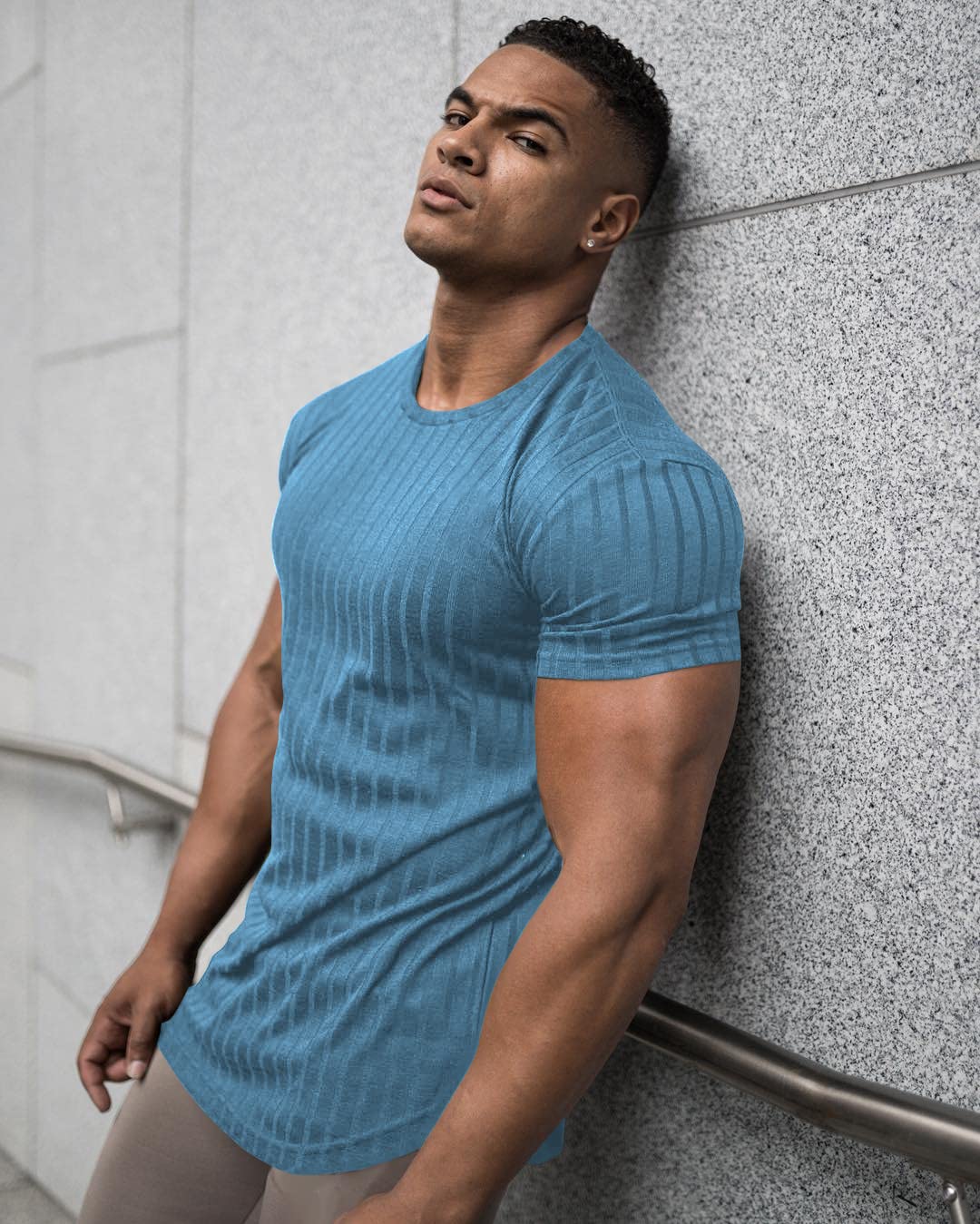 URRU Men's Muscle T Shirts Stretch Short Sleeve Bodybuilding Workout Casual Slim Fit Tee Shirts