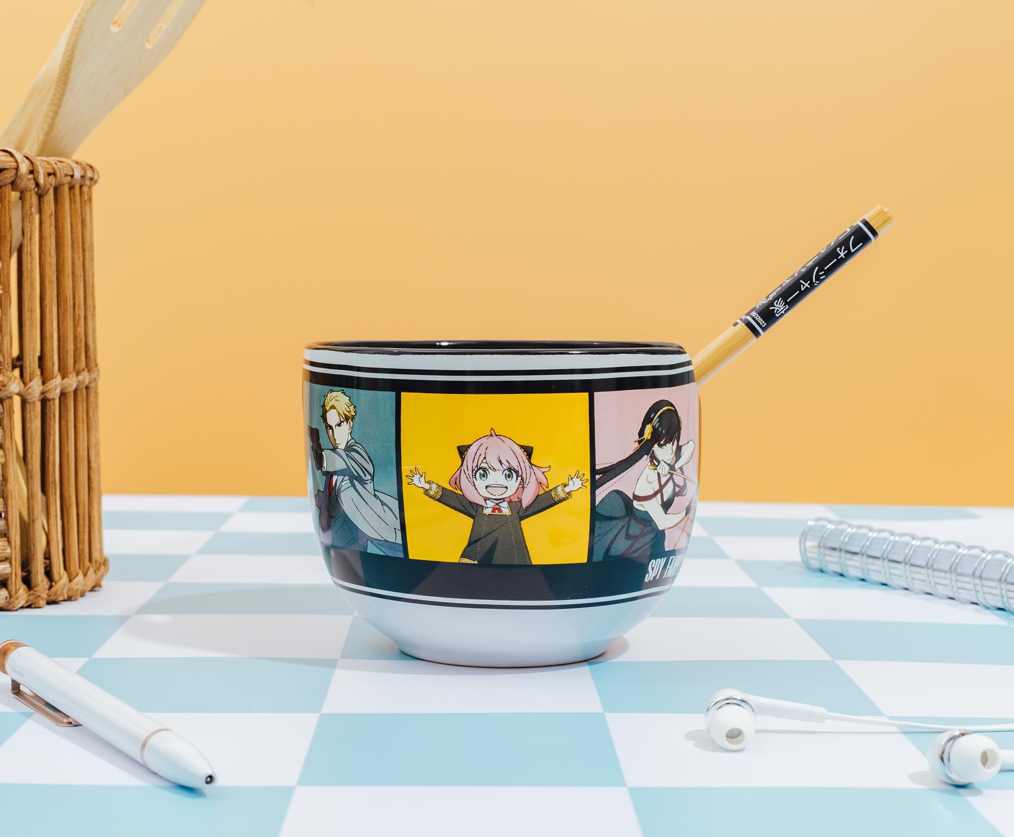 Spy x Family Character Grid Ramen-Schüssel und Essstäbchen-Set, 590 ml
