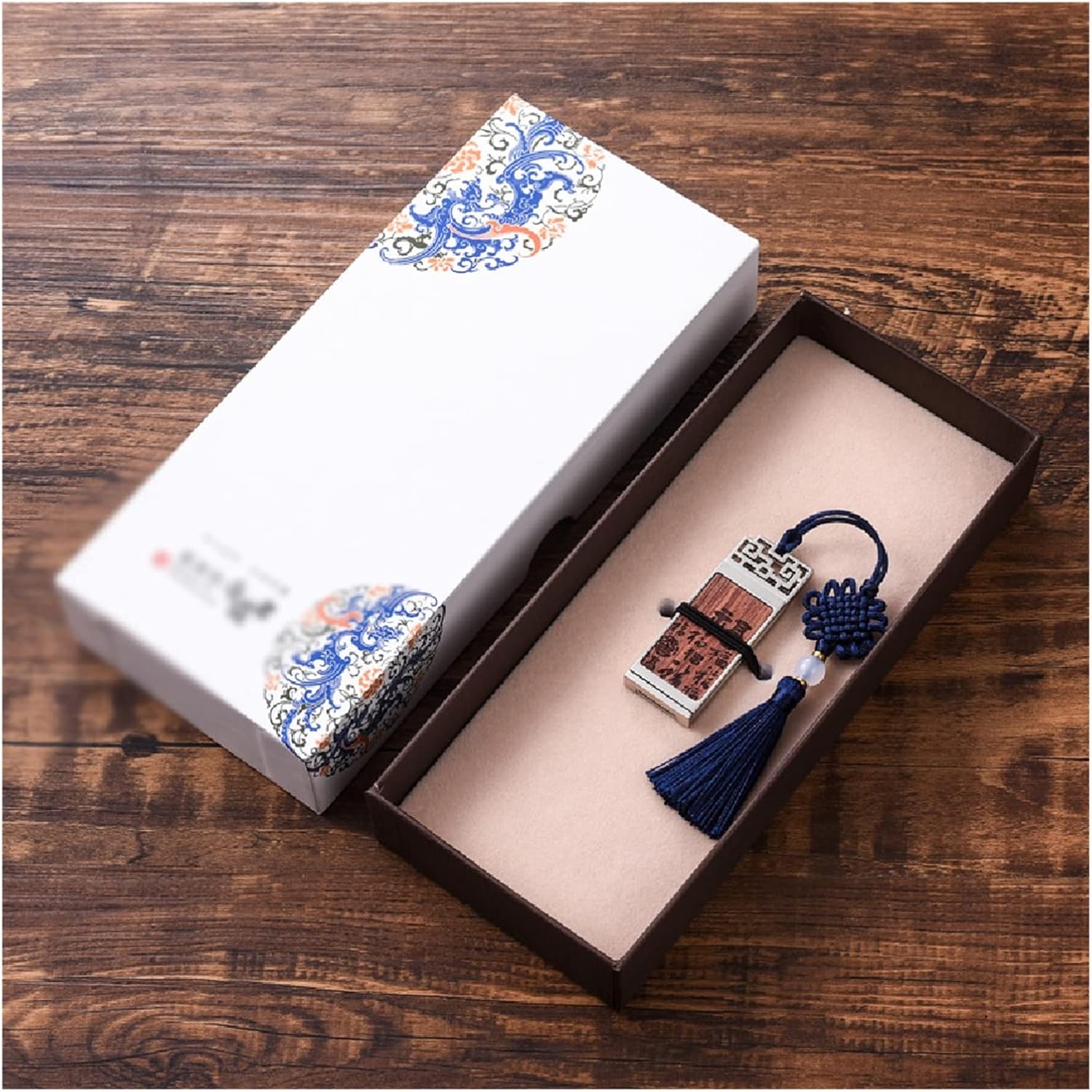 U Disk Souvenir Business Custom Engraving