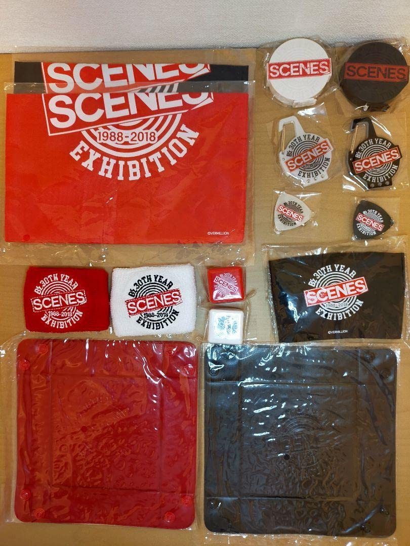 Amazon.co.jp: B'z 30TH YEAR EXHIBITION “SCENES” グッズ15点 : おもちゃ
