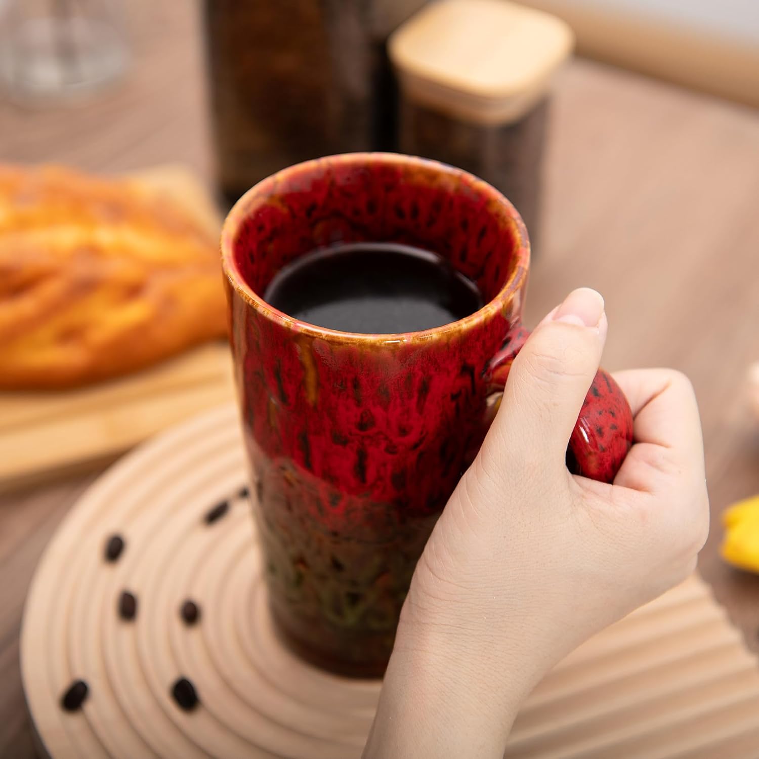 20 oz Coffee Mugs, Large Ceramic Coffee Cups with Handle, Tall Coffee Mugs Unique Tea Cup Set for Latte, Milk, Beer, Novelty Gifts for Coffe Lovers, Set of 2 (Red & Green) - Image 4