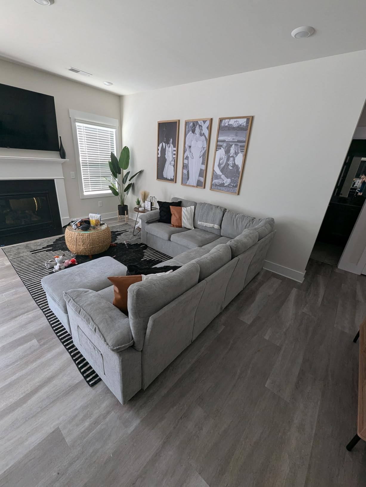 Howjoe 108 Inch Sectional Sleeper Sofa with Pull Out Bed, U Shaped 7 ...
