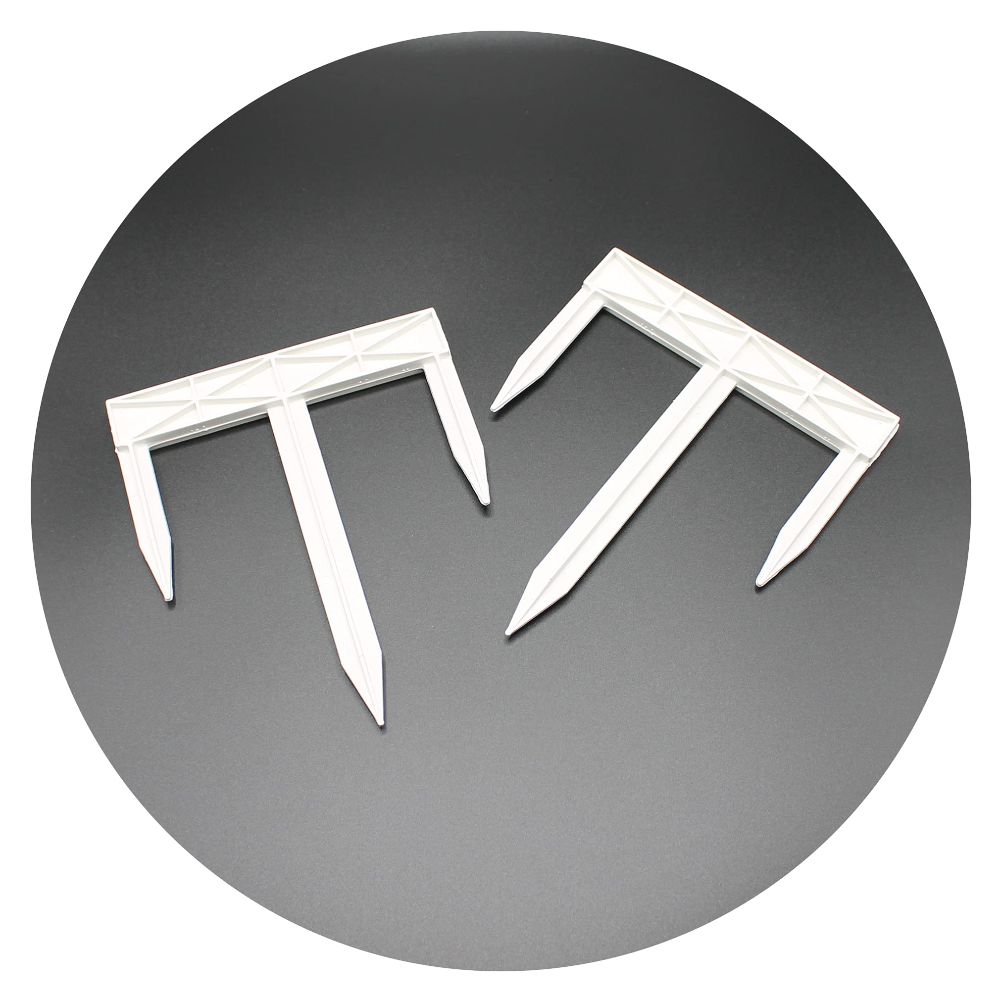 Garden Tri-Pegs (20)