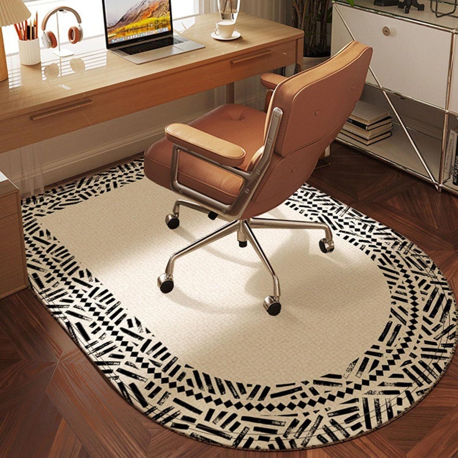 Evita arañazos en el suelo de madera con este tapete para silla de oficina a rayas de 80x120cm