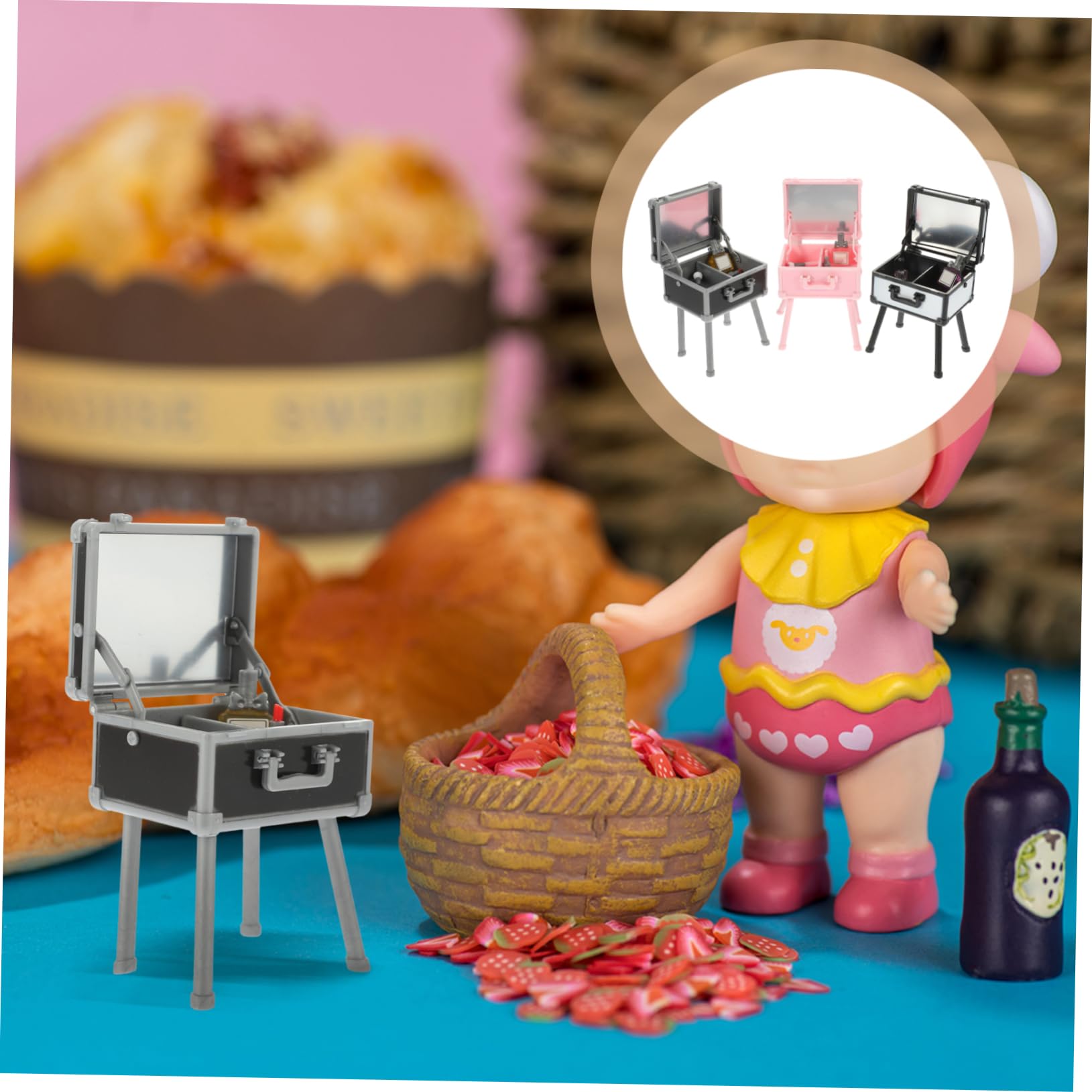 3 Stück Miniatur Schminkbox aus Kunststoff mit Realistischem Design Nicht Verformbar als Dekoratives Puppenhaus Accessoire und Foto Requisite Geeignet
